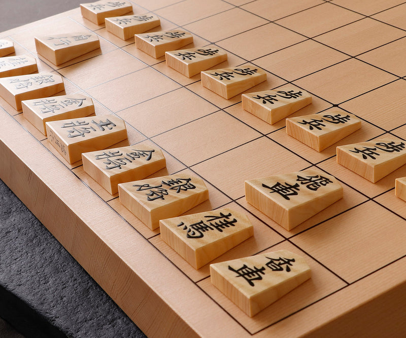 Shogi pieces craftsman "Fu-getsu (富月)" made mori-age (embossed) highest grade Shogi pieces SKM-311-FGMA-KNKTM-01F