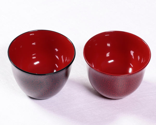 Traditional craft "Tsugaru-nuri / Nanako-nuri" finish "Extra-large Sake Cup set Black/Akane(madder red) color"