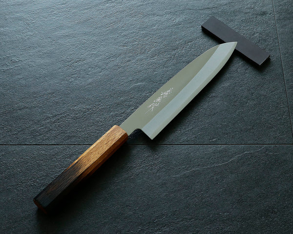 山脇刃物製作所 堺包丁「郷右馬允義弘」HAP40 割込 樫八角焼漆柄 牛刀210㎜