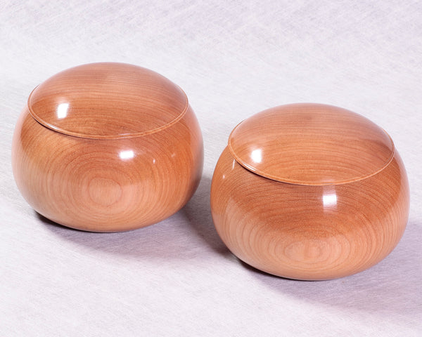 Wood craftsman "Kai-shi (懐志)" made "Kaba / Birch" Go bowls