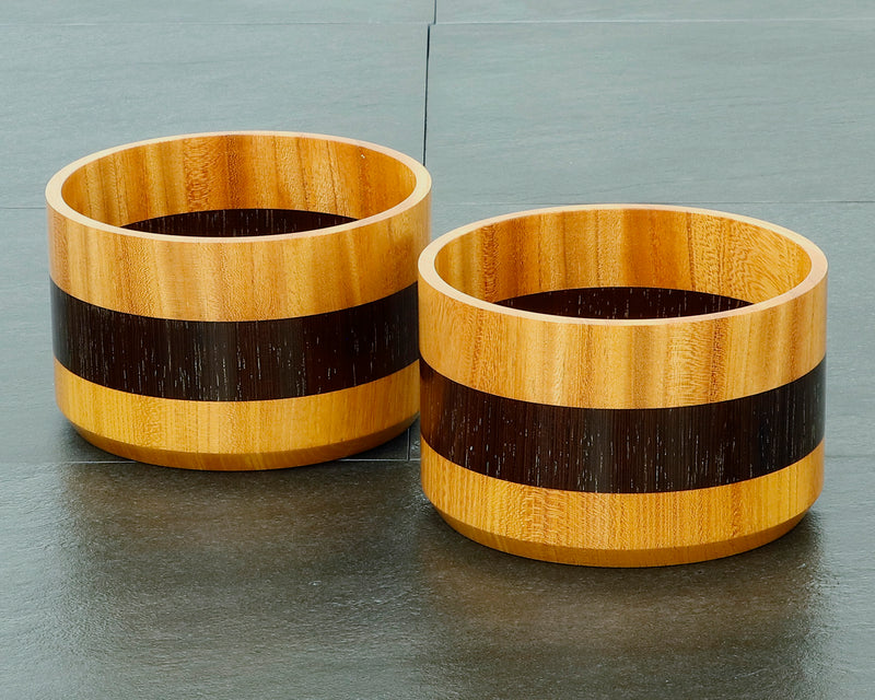 Go bowls craftsman "懐志 / Kai-shi" made "二色 / Ni-shiki (Zelkova + "Tagayasan" [Ironwood] / Two-tone color combination)" Go bowls for Go stones Size 35