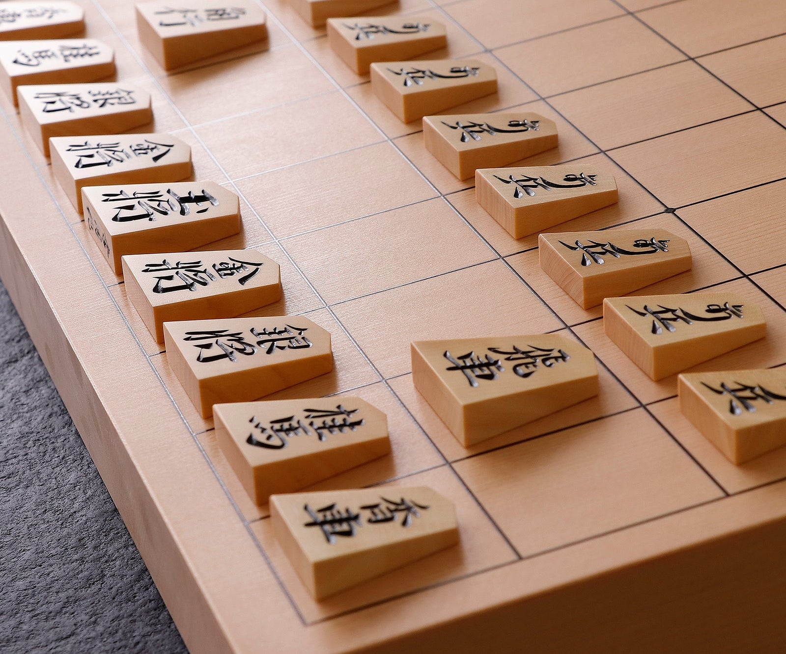 駒師 幸月（こうげつ）作 御蔵島本黄楊 柾目 清定書 手彫り将棋駒 SKM