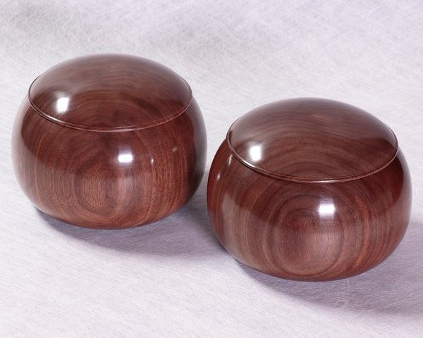Wood craftsman "Kai-shi (懐志)" made "Kurumi / Walnut" Go bowls
