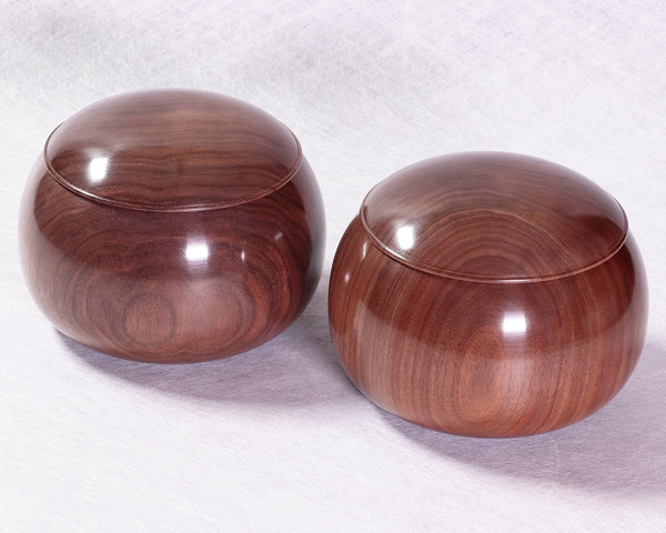 Wood craftsman "Kai-shi (懐志)" made "Kurumi / Walnut" Go bowls