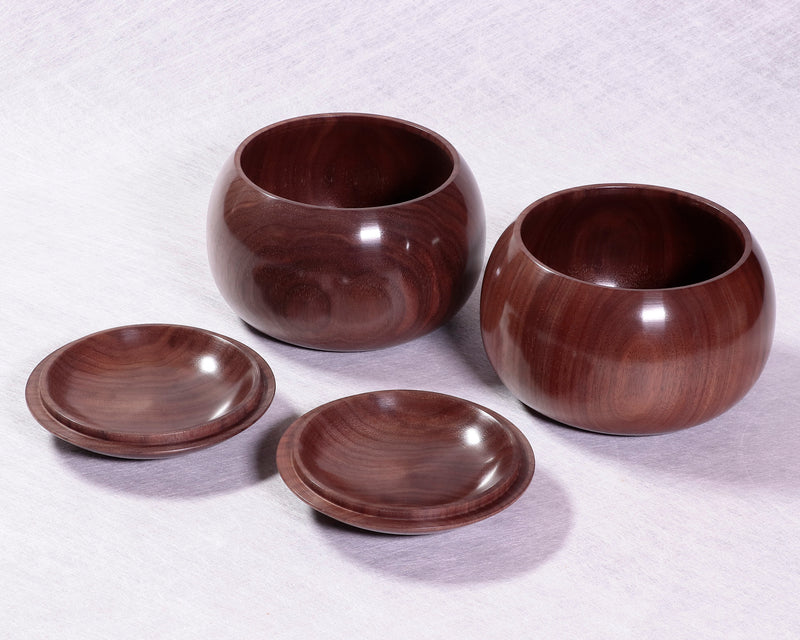 Wood craftsman "Kai-shi (懐志)" made "Kurumi / Walnut" Go bowls