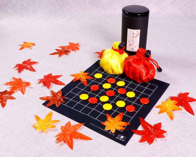 Momiji-Go (bright red and yellow colored Go stones) Go set