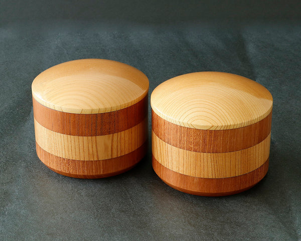 Go bowls craftsman "懐志 / Kai-shi" made "二色 / Ni-shiki (zelkova + Chinese mahogany / Two-color combination)" Go bowls