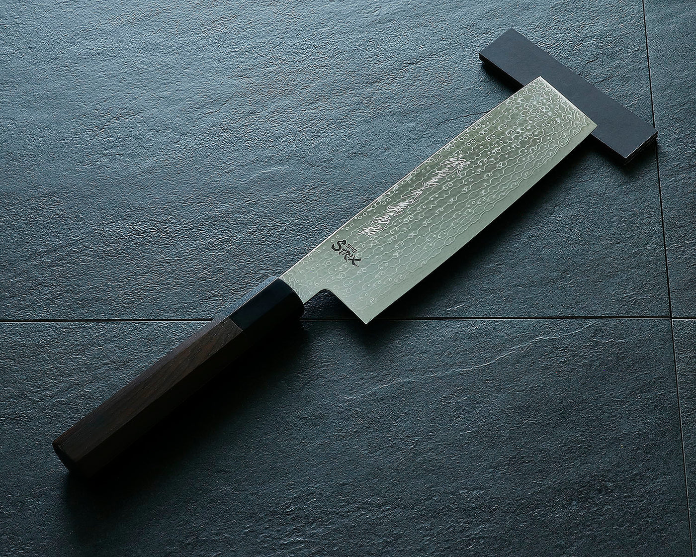 山脇刃物製作所 堺包丁「郷右馬允義弘」SPG-STRIX 割込 ダマスカス鋼