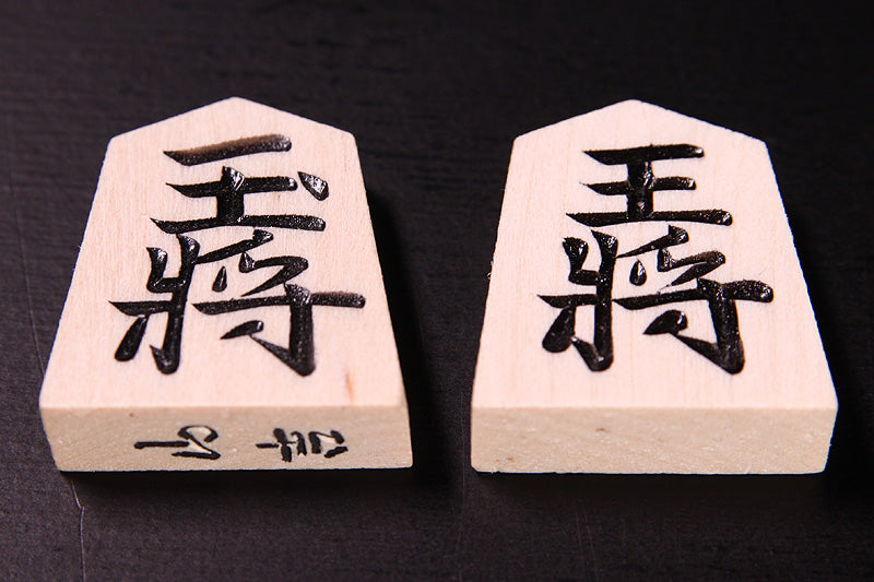 White camellia Shogi pieces + Spruce Table Shogi Board + Shogi Pieces stand  3-Piece Shogi Set 412-SS-02