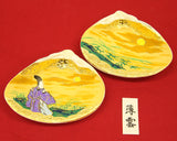 Tale of Genji illustrated on shells "薄雲/Usu-gumo"