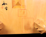 Board craftsman Mr. Torayoshi YOSHIDA made Hyuga Kaya Go Board with Legs Ten-masa 5.1-Sun (about 155 mm thick) No.74020F *Off-spec