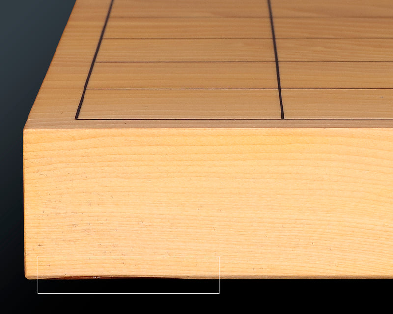 Board craftsman Mr. Torayoshi YOSHIDA made Hyuga kaya Kiura 0.9-Sun (about 28 mm thick) Table Shogi Board No.89020F