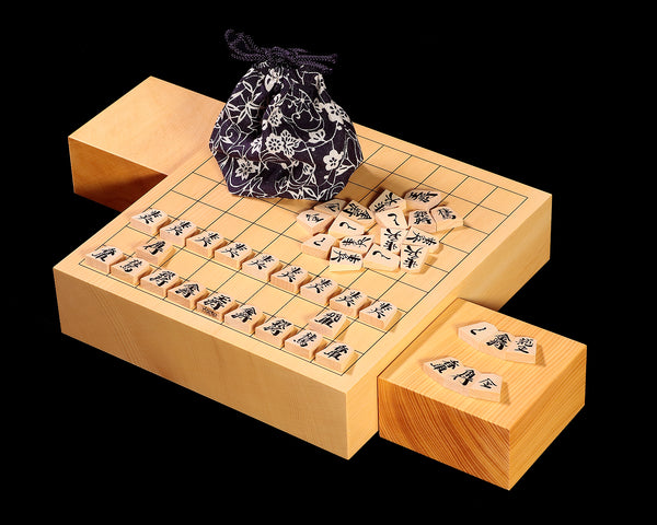 Board craftsman Mr. Torayoshi YOSHIDA made Hyuga kaya miniature table Shogi board Shihou-masa 1.7-Sun (about 53 mm thick) No.89029F *miniature Shogi Pieces and Shogi Pieces stand Included