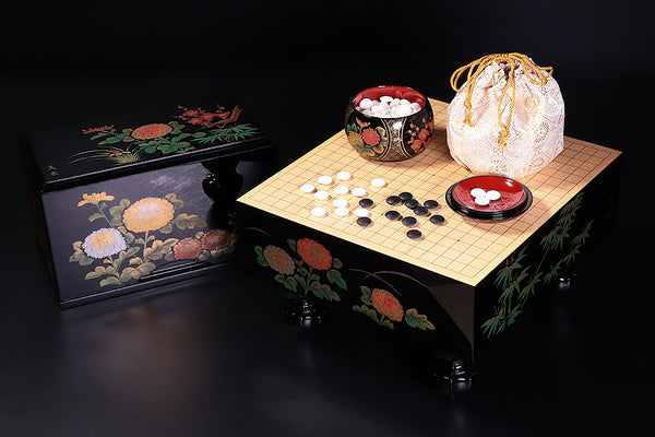Japanese lacquer craftsman "支水 (Shi-sui)" made luxurious Japanese lacquer finished "Shi-kunshi" Go set for 15mm diameter Go stones